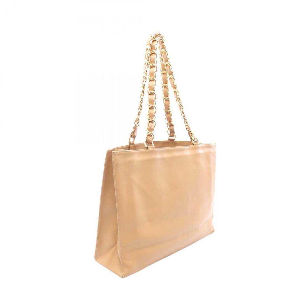 CHANEL Cream Lambskin Leather Logo Tote Bag - Picture 2 of 15